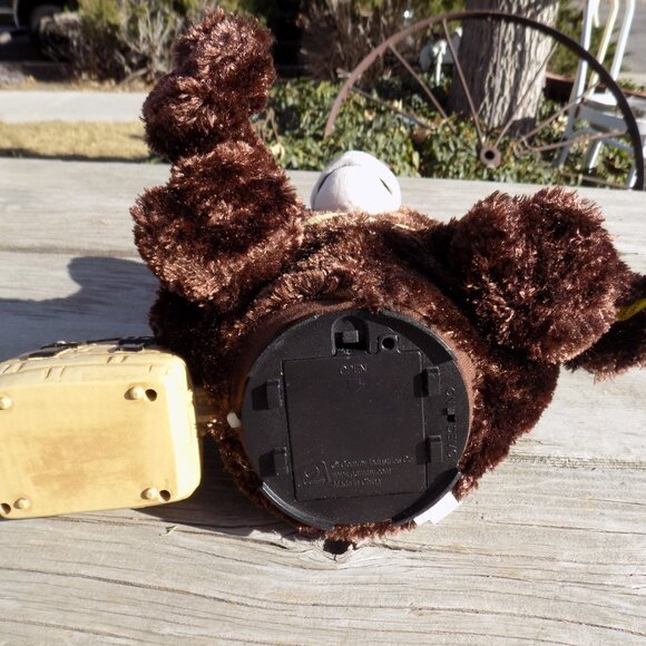 GEMMY INDUSTRIES FISHERMAN WORN HAT Fish Basket plush animal stuffed animal READ - Picture 10 of 10